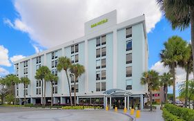 B&B Hotel Miami Airport